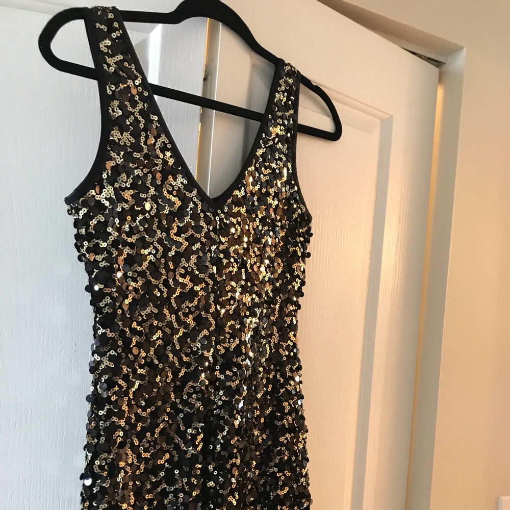 Black and gold sequence dress!